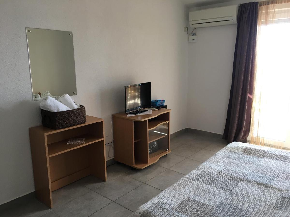 Apartmani Mia Trogir Exterior photo