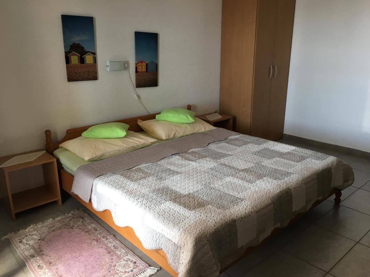 Apartmani Mia Trogir Exterior photo