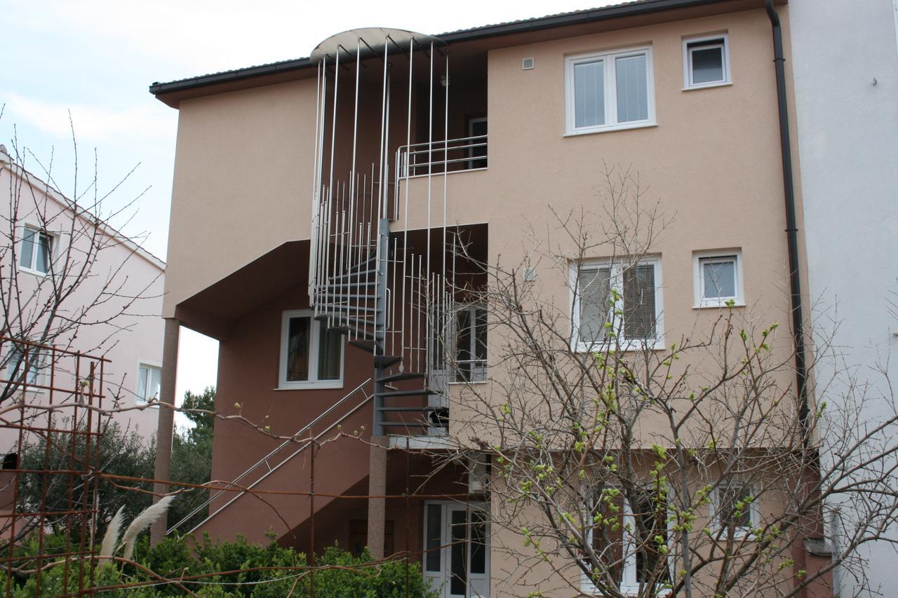 Apartmani Mia Trogir Exterior photo