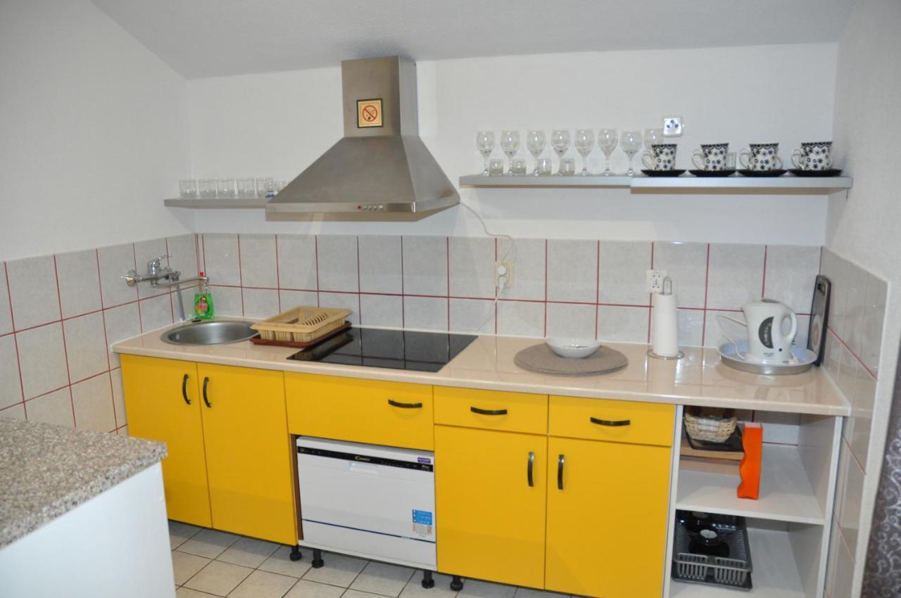 Apartmani Mia Trogir Exterior photo